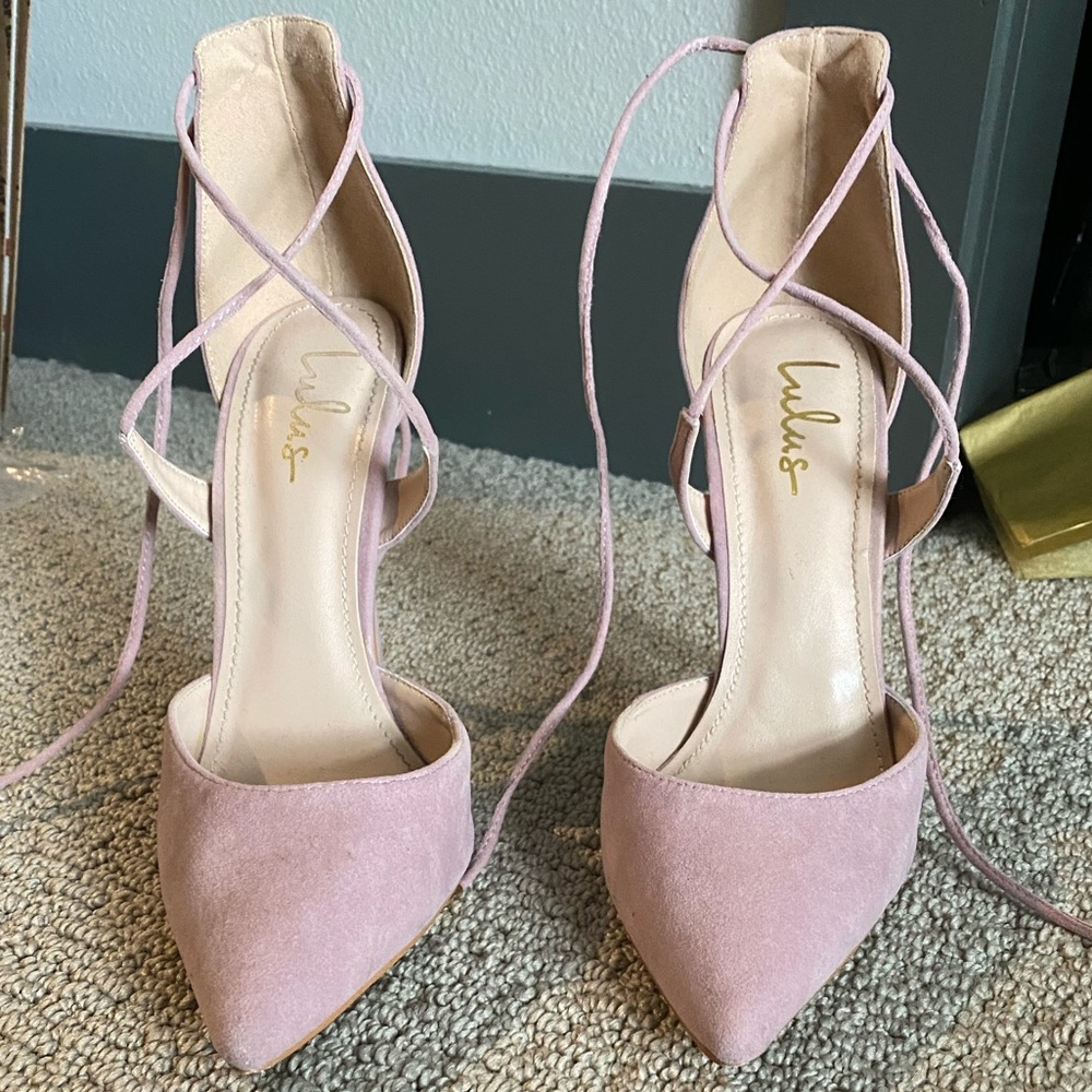 HP 💖 Dusty Rose Suede Lace-up Heels